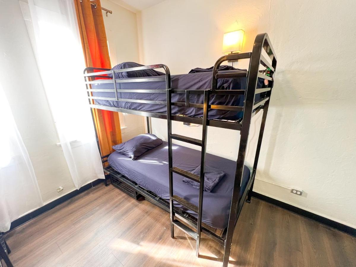 Ith Mission Backpacker Hostel *